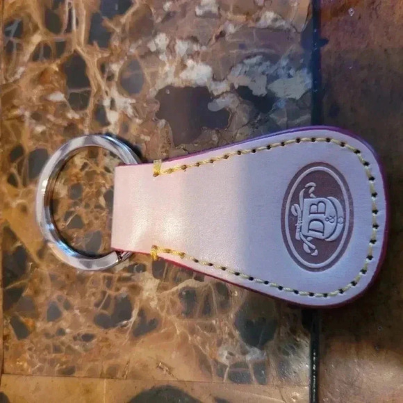 DOONEY & BOURKE SHOULDER BAG - Picture 8 of 14